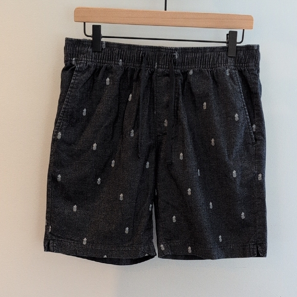 Banana Republic Men's Small Drawstring 8" Easy Short With Novelty Print - Picture 1 of 14